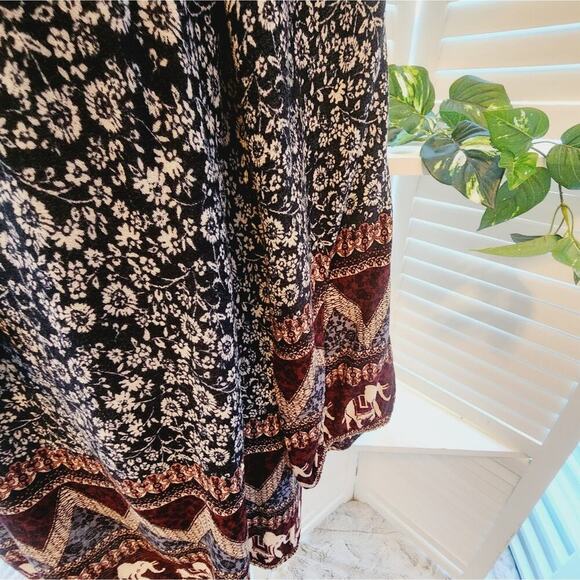 SKIES ARE BLUE BROWN/BLUE TUNIC WITH ELEPHANTS SIZE MED - Picture 4 of 7